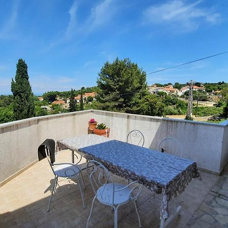 Apartment Pinoapplosinj 베리로신즈 외부 사진
