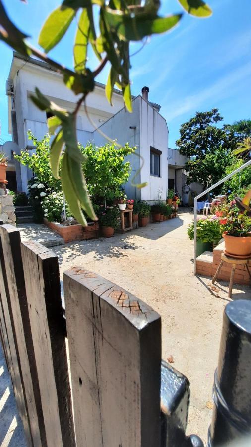 Apartment Pinoapplosinj 베리로신즈 외부 사진
